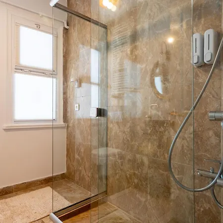 Epic Escape Homes Adalar